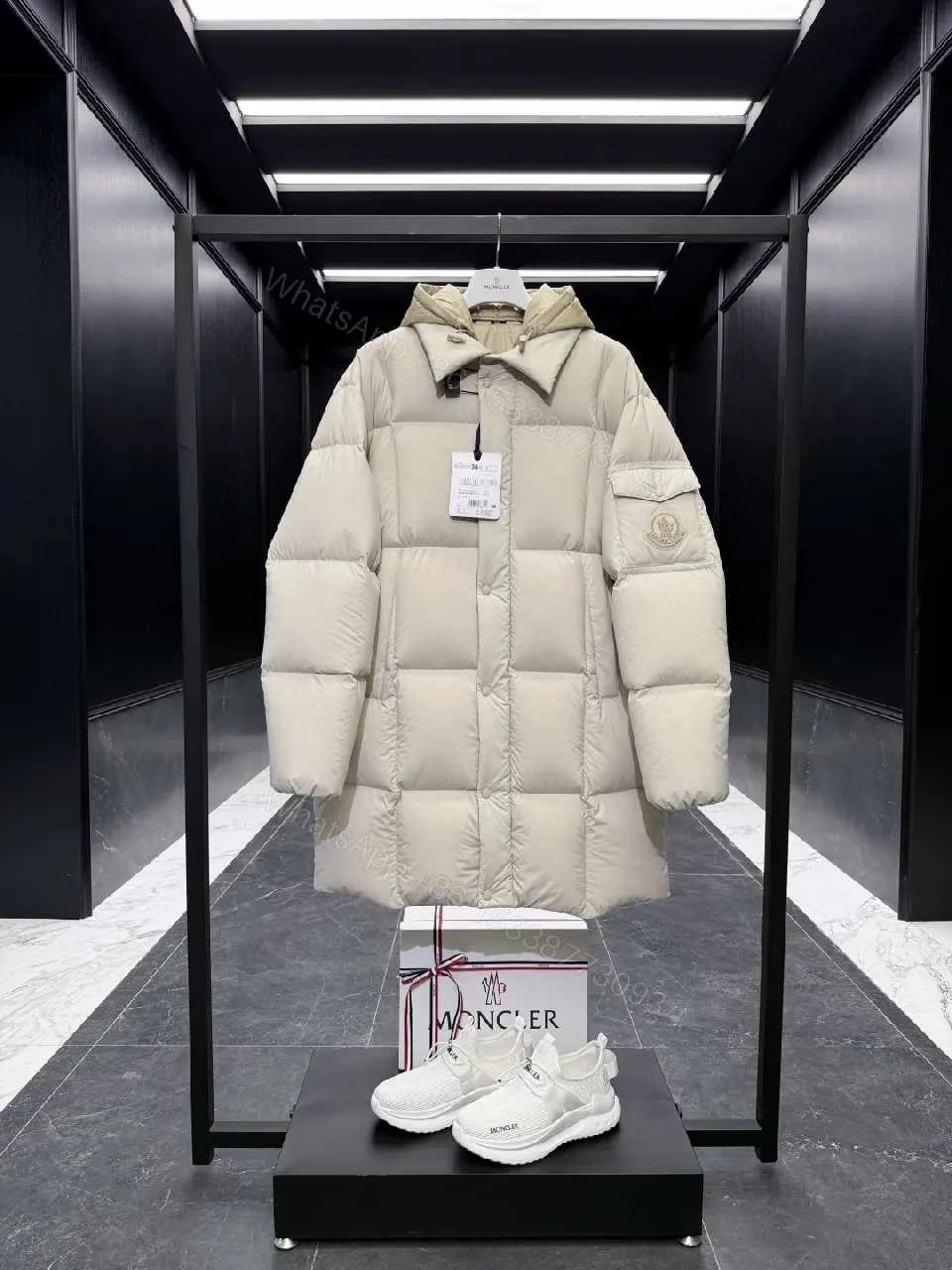Off-White-Trim Puffer Coat: Ultra-Warm, Subtle Luxury — view 1
