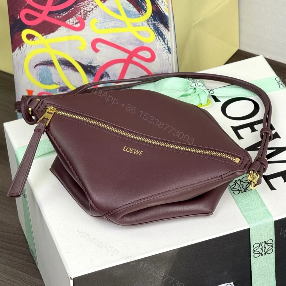 View 7 of 高仿Loewe*Fold系列7240小牛皮手提單肩包酒紅色免檢版