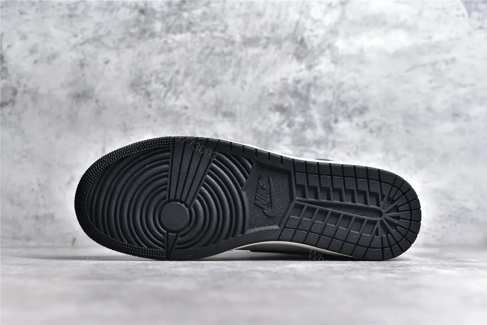 View 7 of Air Jordan 1 Retro High “85 Black White” Replica