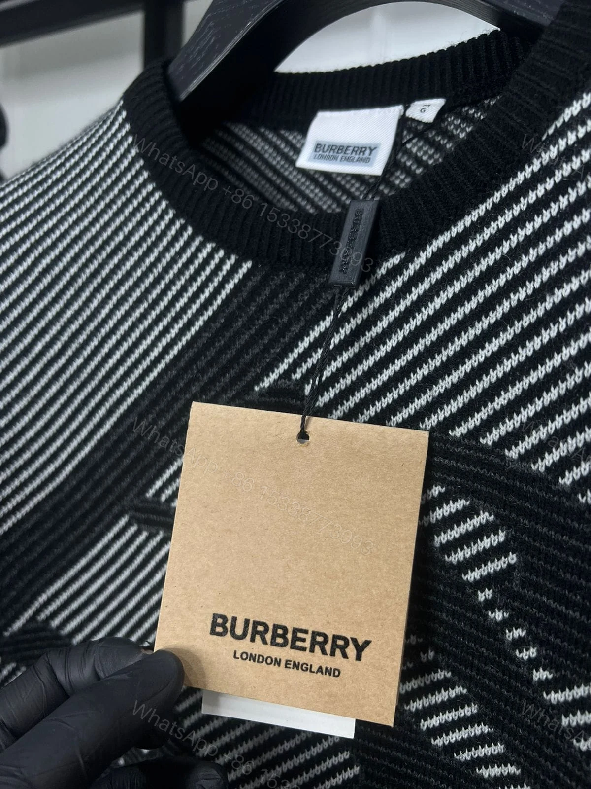 View 3 of FIRST COPY BURBERRY EXCLUSIVE INTARSIA KNITTING ROUND NECK