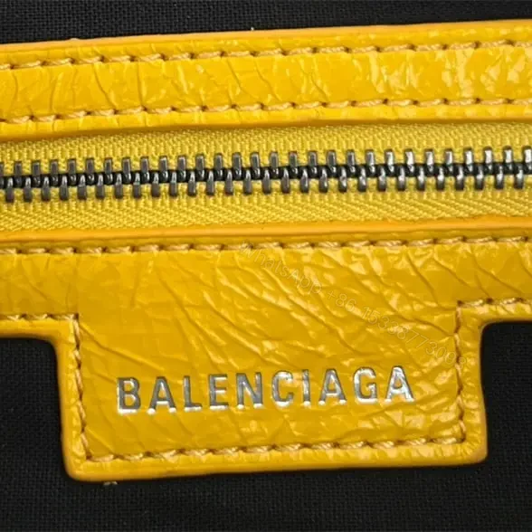 View 18 of 高仿Balenciaga*LeCagole系列餃子包黃色S