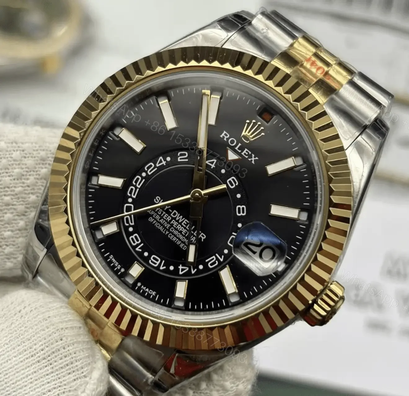 View 9 of Superclone Rolex Sky-Dweller Bright black Dial 336933 Jubilee
