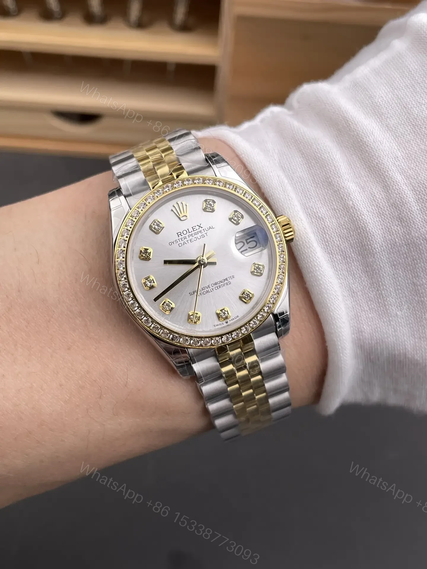 View 9 of Rolex Datejust 31 Rolesor Yellow Diamond Jubilee MOP 178383-0008
