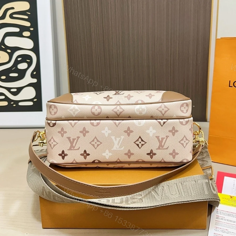 View 7 of Louis Vuitton Nil Monogram Beige 27Cm