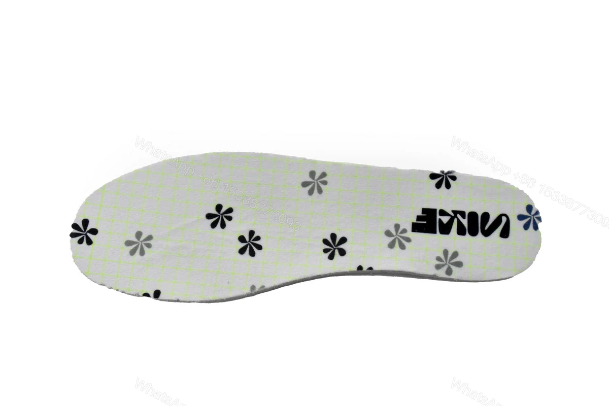 View 9 of Dunk Low SE "Honeydew" DQ7579-300