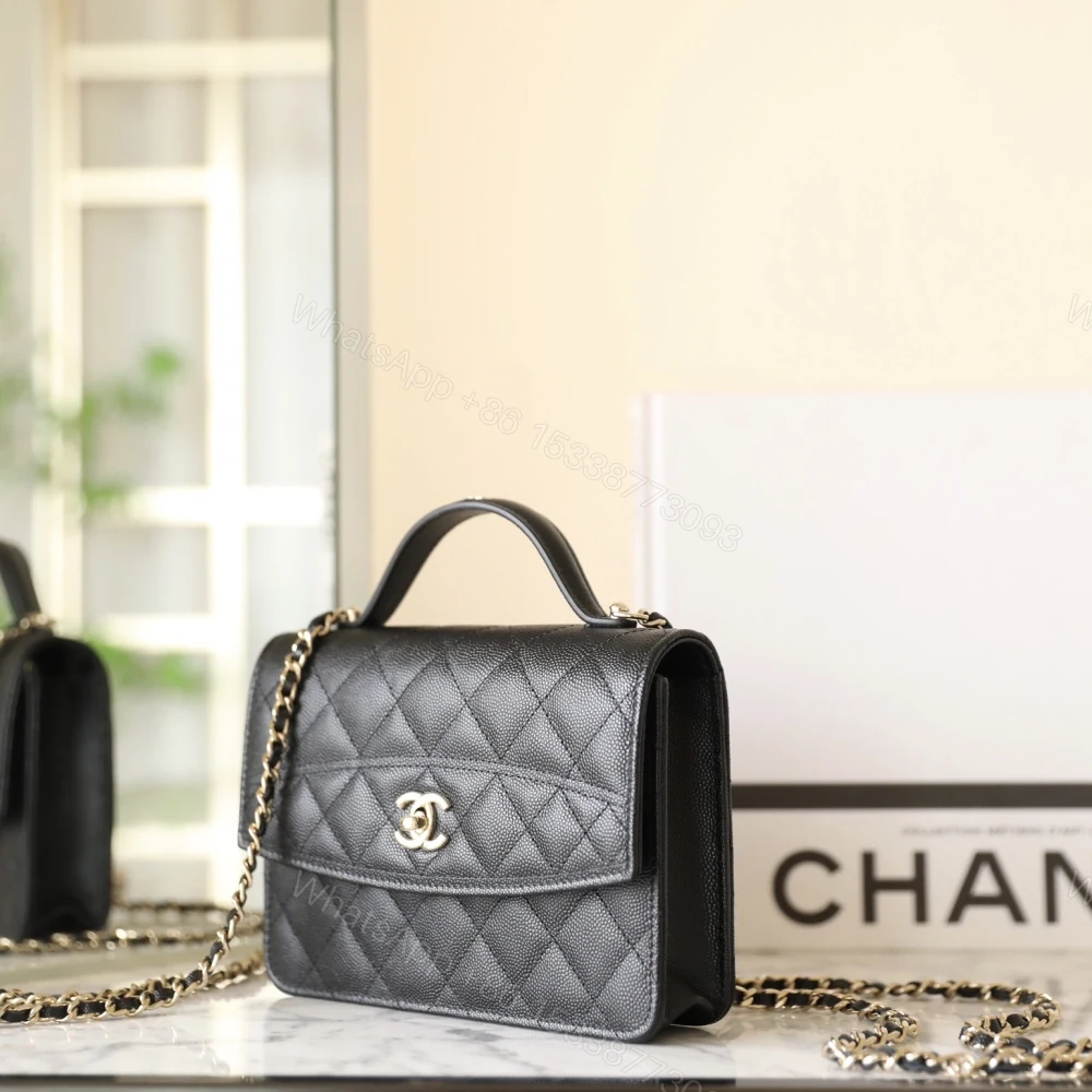 View 4 of 高仿Chanel*25C系列AS4406小球紋牛皮郵差包黑色免檢版