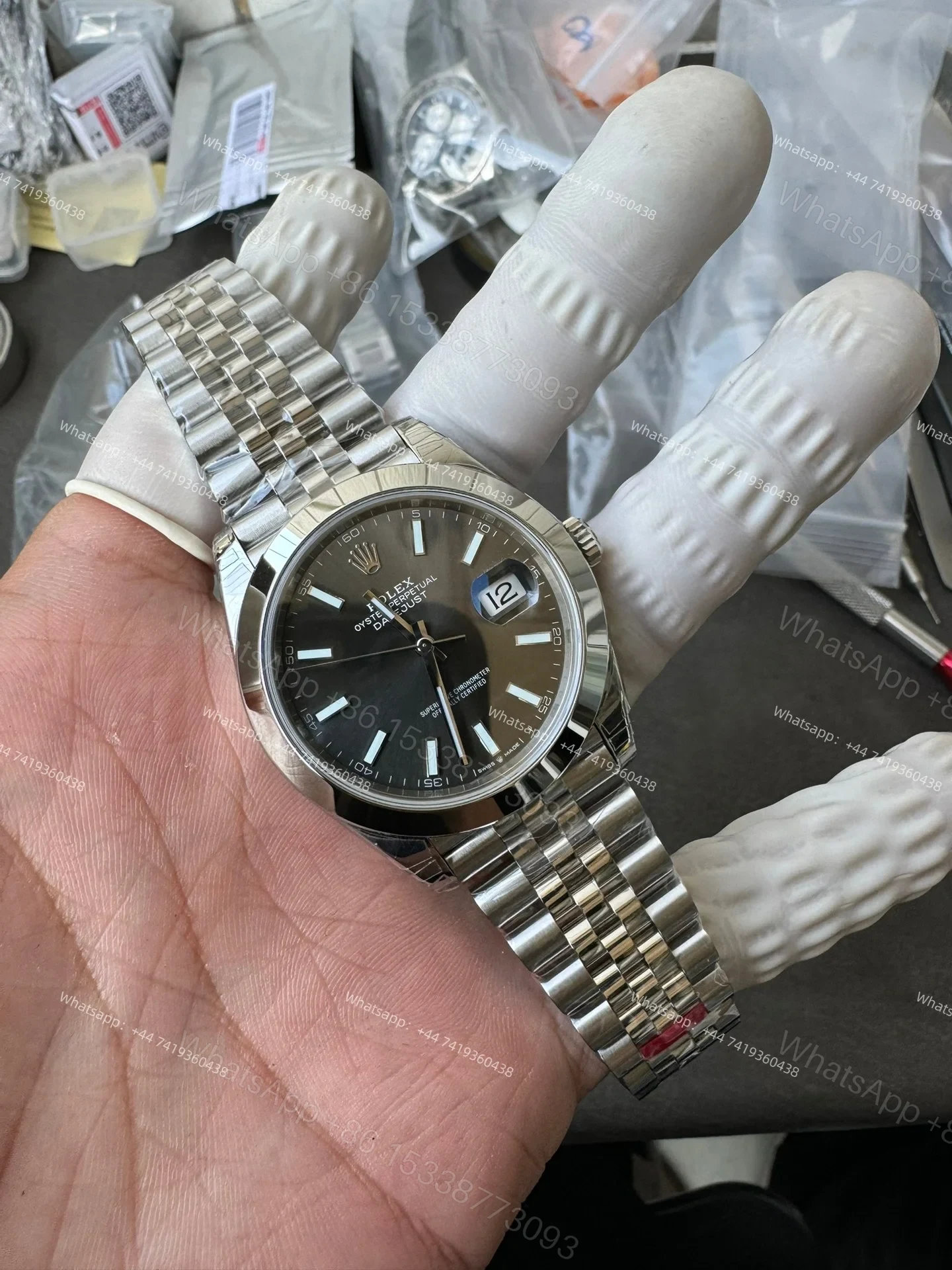 View 9 of Rolex Datejust M126300-0008 1:1 Replica Gray Dial Jubilee 41MM 3235 Movement Super Clone Watch