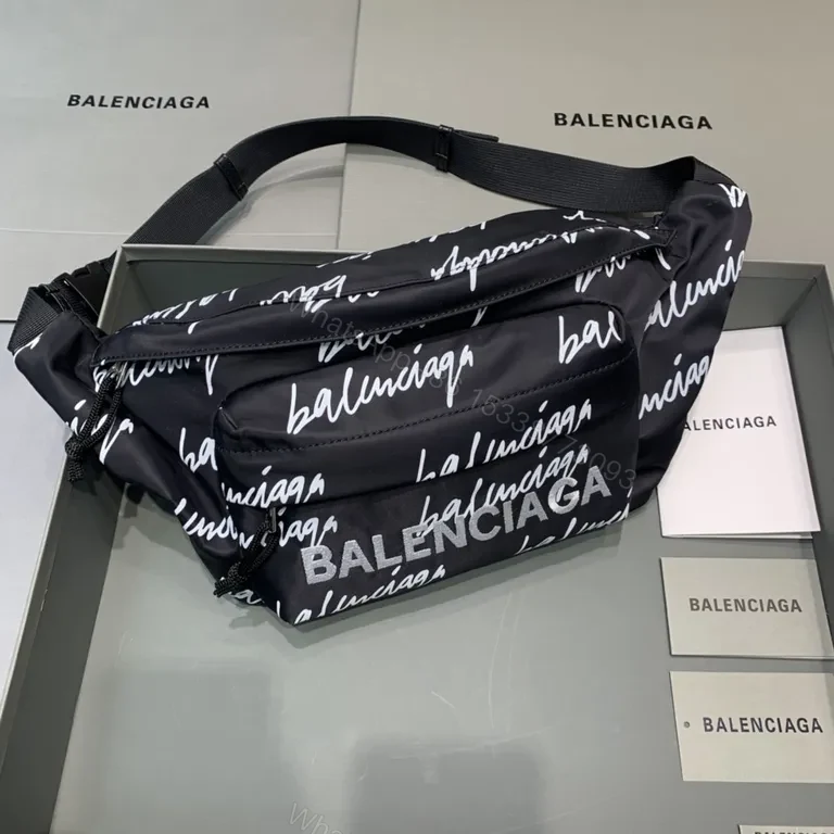 Logo Print Belt Bag: Luxe Hands-Free Streetwear Accessory — view 1