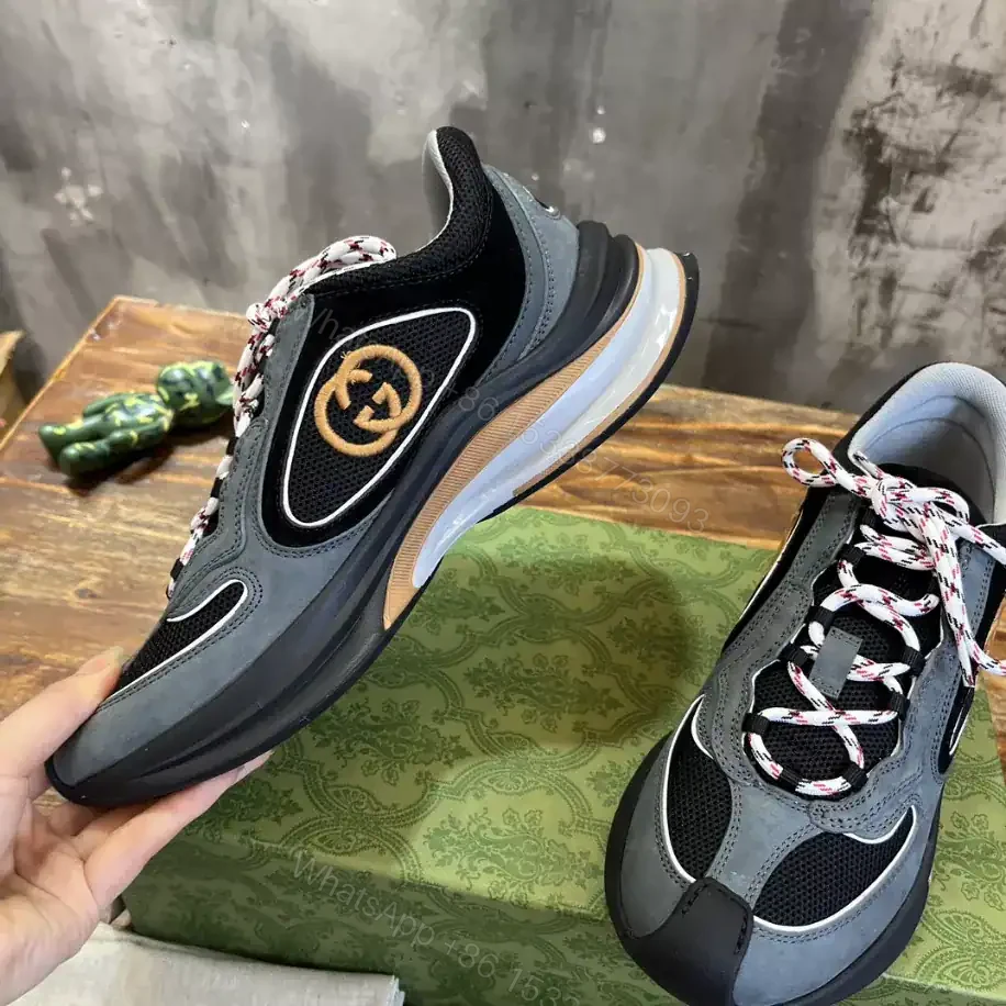 View 3 of GUCCI RUN TRAINER SNEAKERS IN BLACK AND GREY – GC159