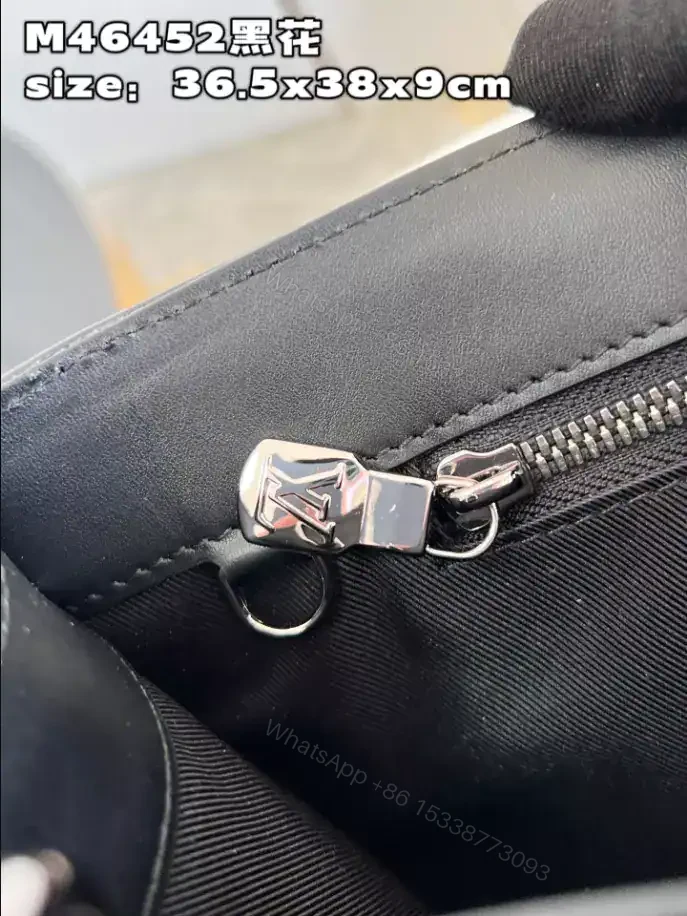 View 6 of LOUIS VUITTON SAC PLAT BAG – LBV406