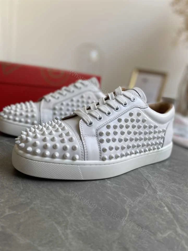 CHRISTIAN LOUBOUTIN LOW TOP SNEAKER – CL156 — view 1