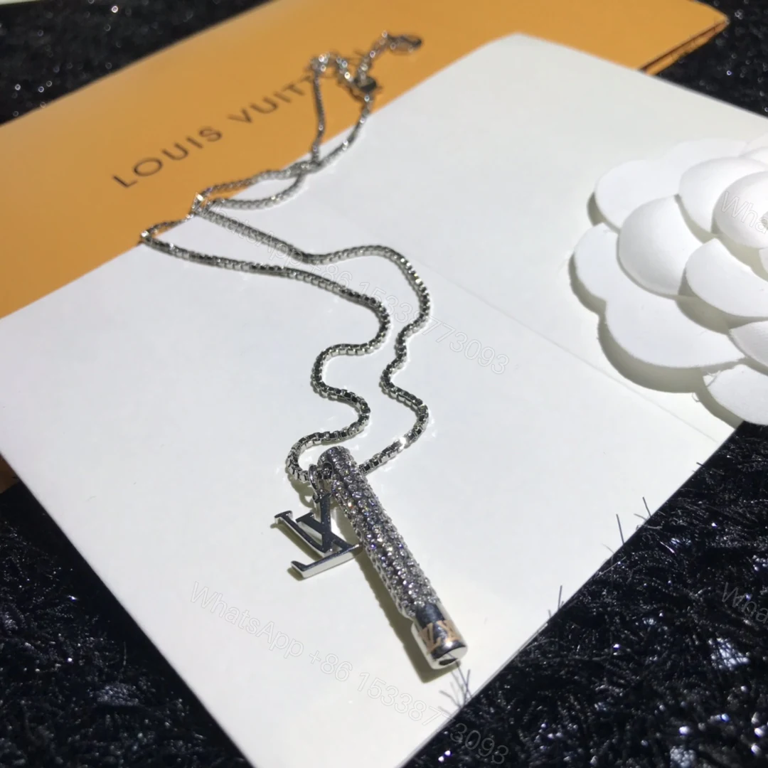 EN – Lux LV Necklaces 077 — view 1