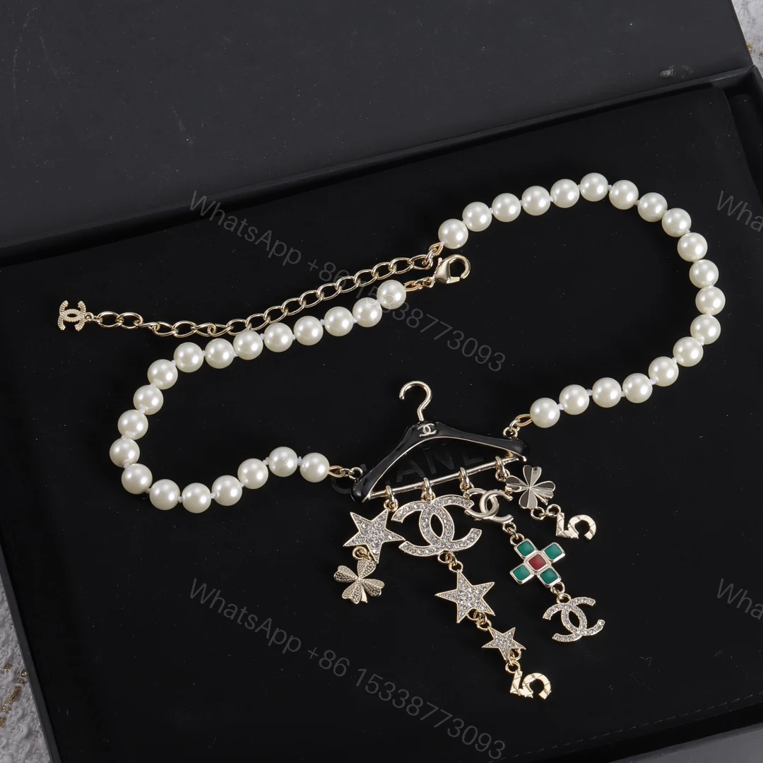 View 3 of EN – Lux Chanel Necklaces 008