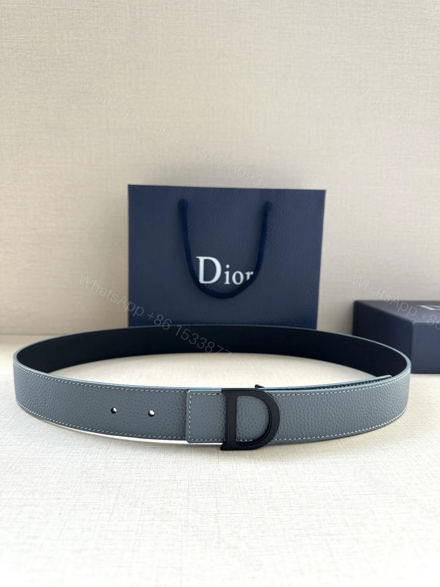 Dior 原單男士皮帶 單 D 黑扣設計 霧灰藍皮革 — view 1