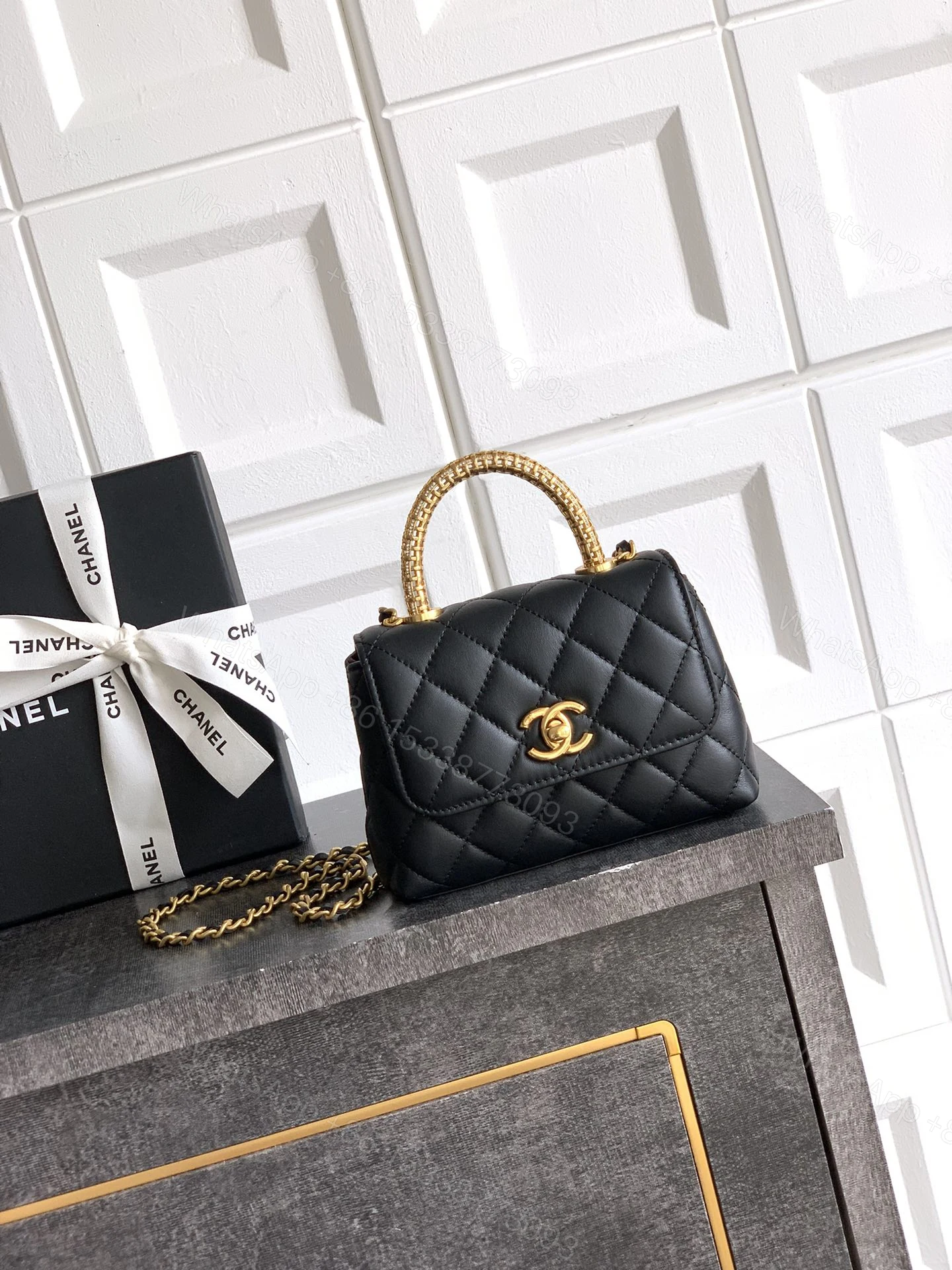Chanel 高仿 女款 Coco Handle 迷你菱格手提包 黑色 氣質百搭款 — view 1