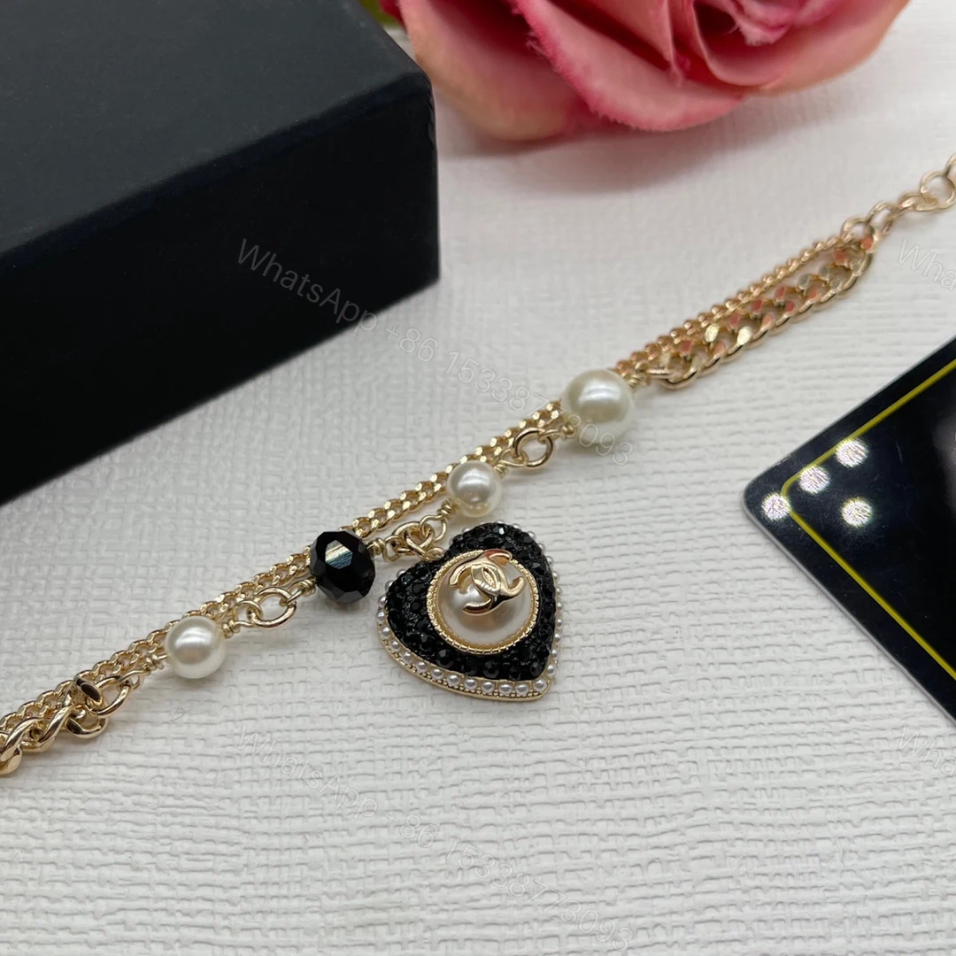 View 3 of EN – Lux Chanel Necklaces 042