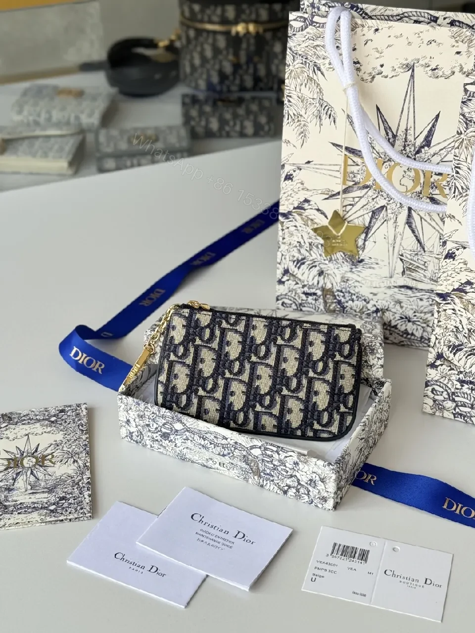 Monochrome Jacquard Wallet Set: Luxe Everyday Accessory — view 1