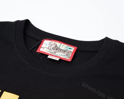 View 6 of GUCCI Tiger T-Shirt – GC0050