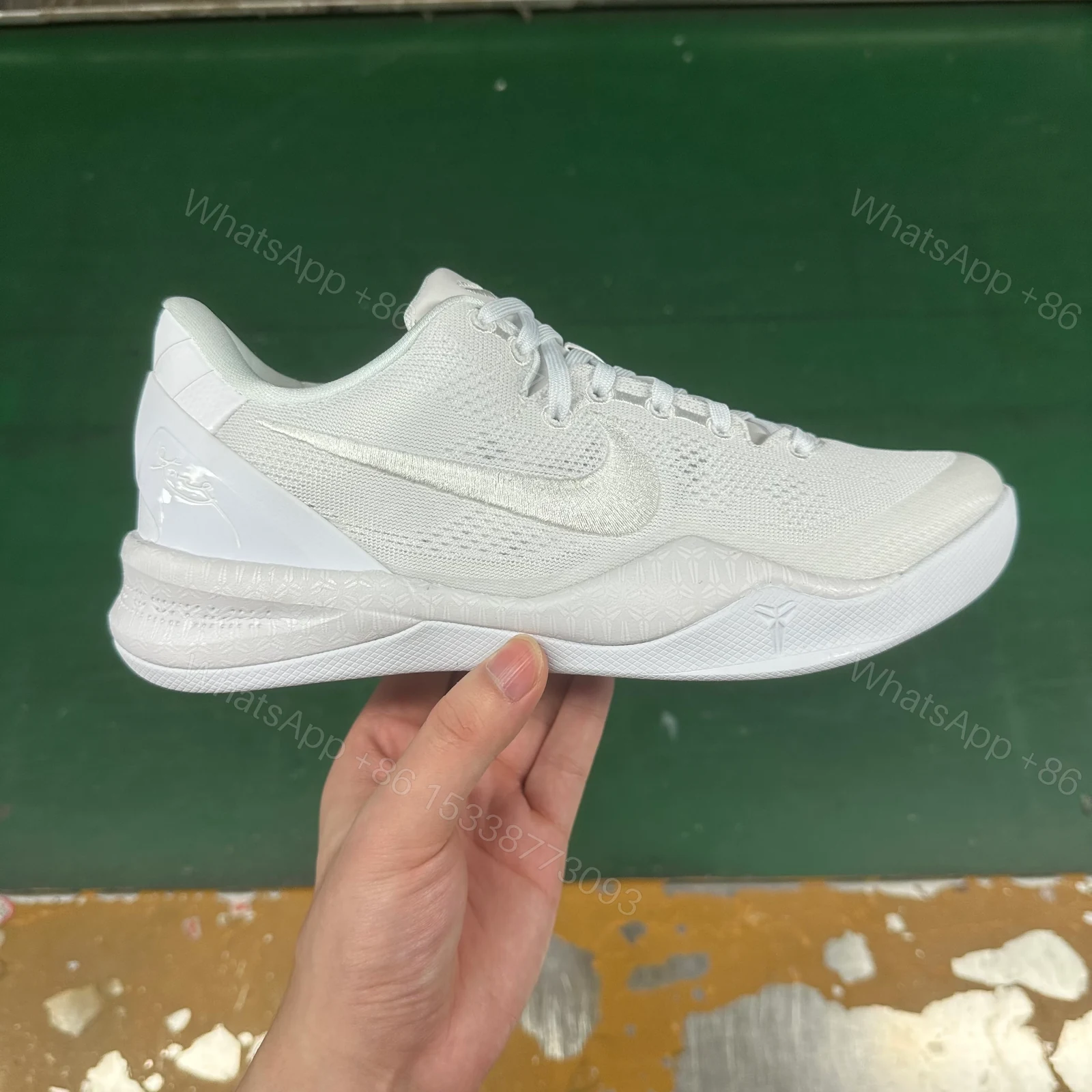 Nike Kobe 8 Protro Halo — view 1