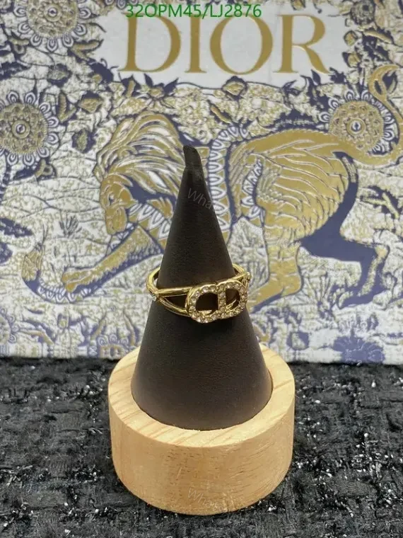 CD Dior Gold Ring for Women – Model LJ28767 — view 1