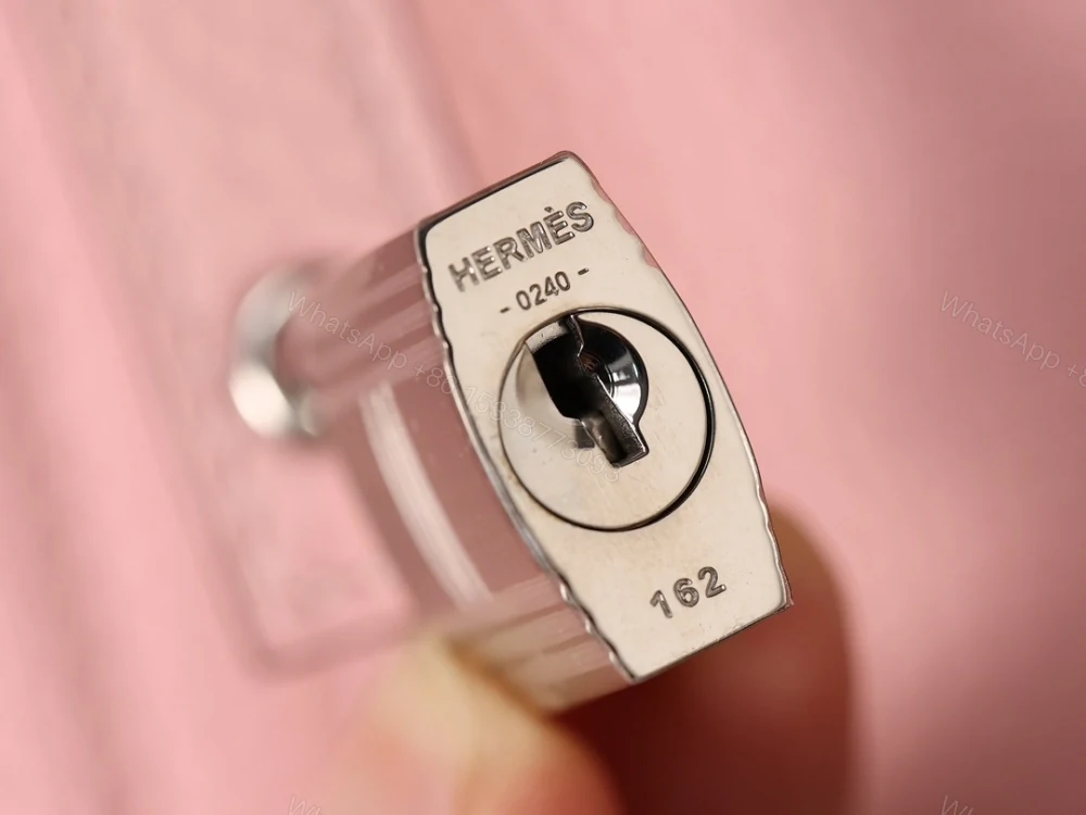 View 8 of 高仿Hermes菜籃子PicotinLock18系列櫻花粉銀扣
