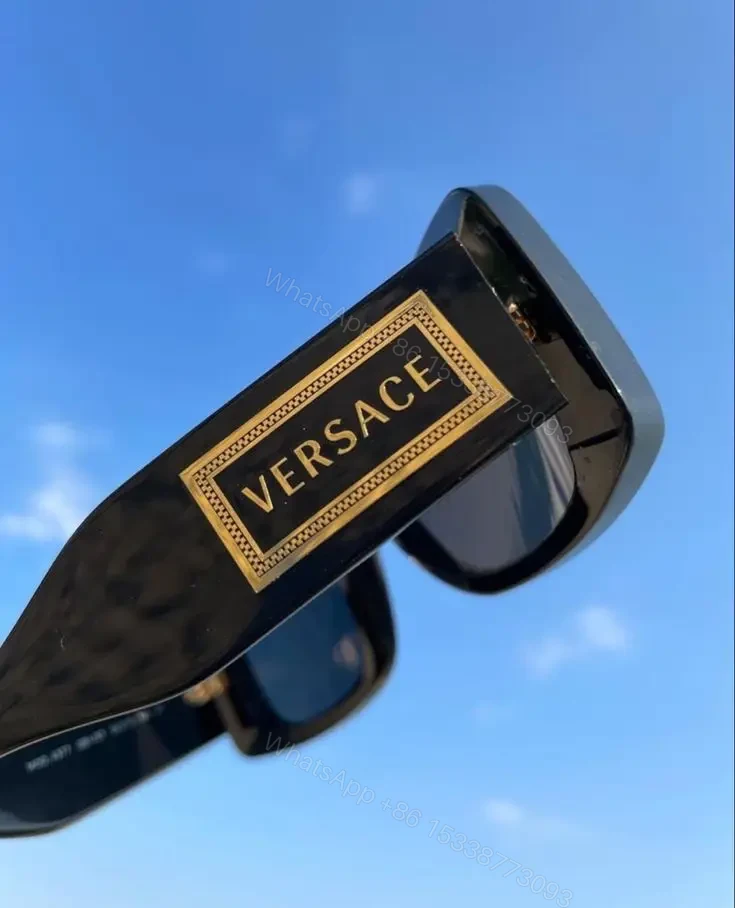 VERSACE — view 1