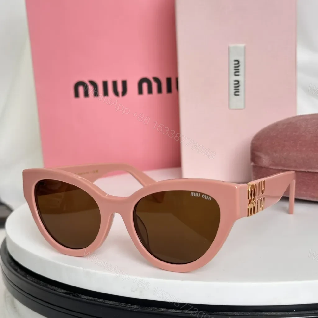 View 7 of Gradient Round Sunglasses with Luxe Logo Detailing (60 chars)