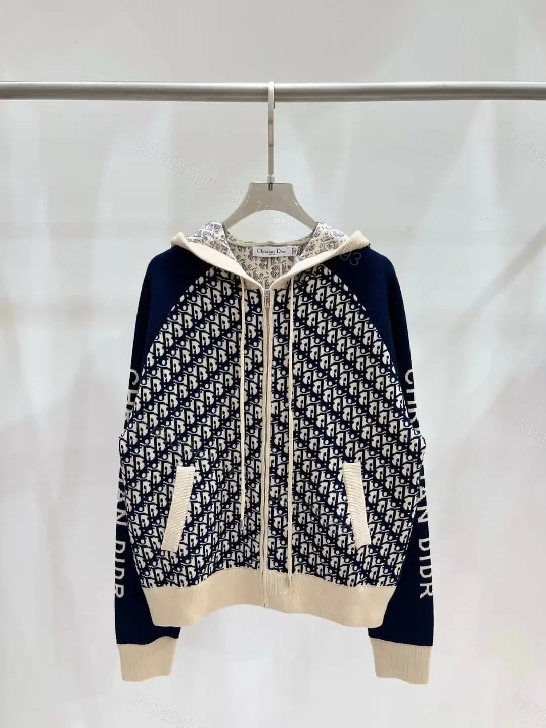 DIOR — view 1