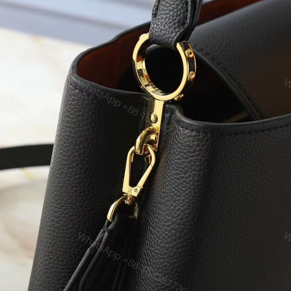 View 7 of Louis Vuitton Capucines MM Souple Black 33Cm M14370