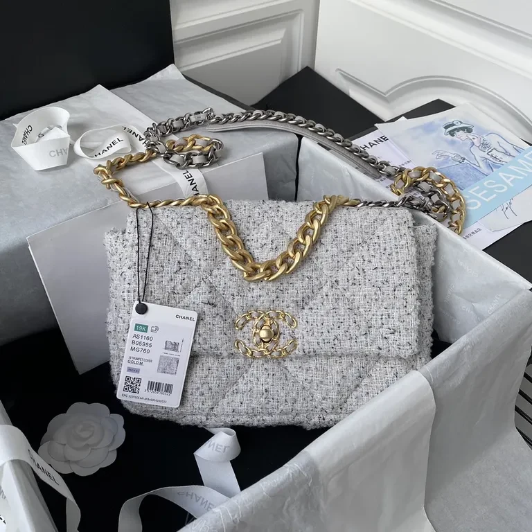 Chanel-Inspired Tweed Flap Bag with Bold Chain â€” Luxury Everyday — view 1