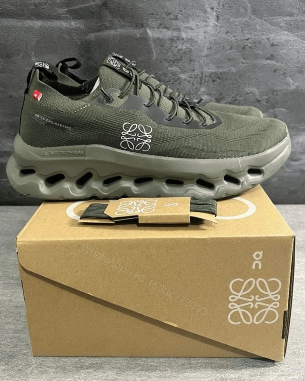 View 5 of FIRST COPY ON RUNNING X LOEWE CLOUDTILT