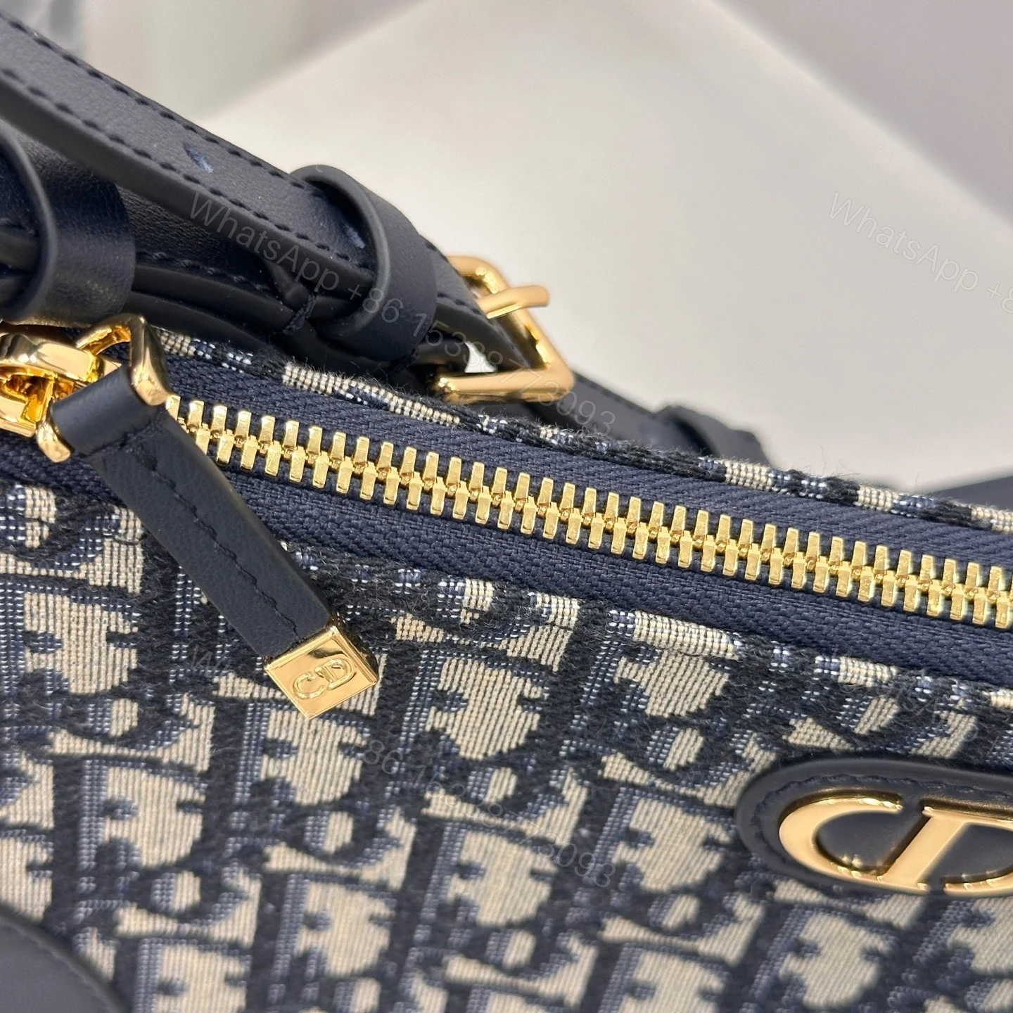 View 9 of 高仿Dior*30Montaigne系列S2398M928單肩腋下包Mini免檢版