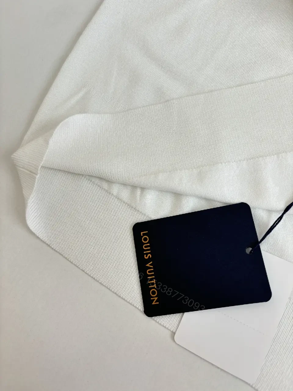View 9 of White Linen-Blend? Crew-Neck Tee Bold LV-Geometric Chest Band T-Shirt