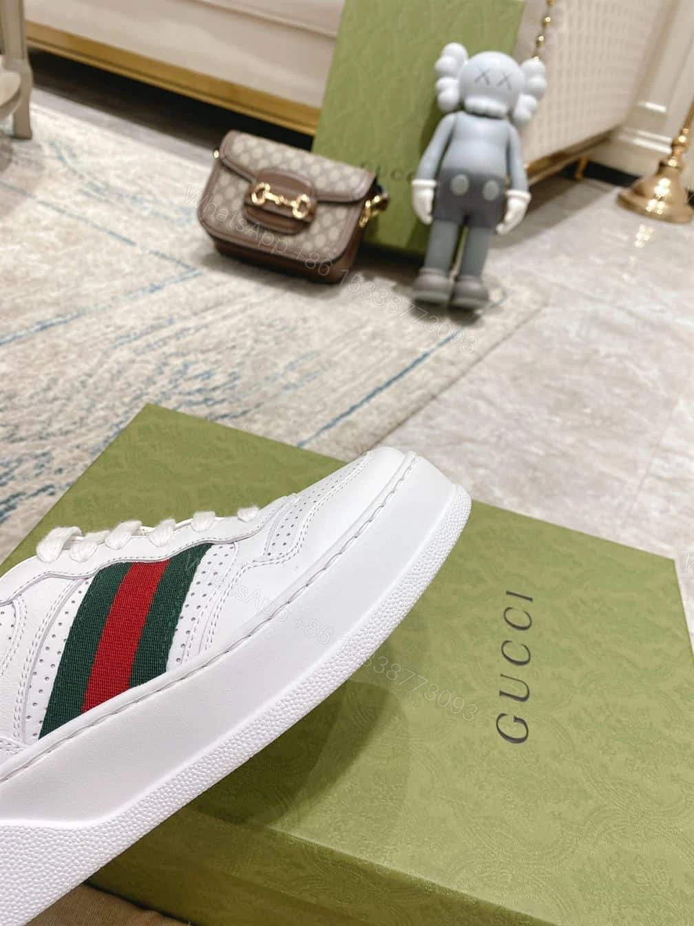 View 4 of Men’s sneaker with Web – GC082