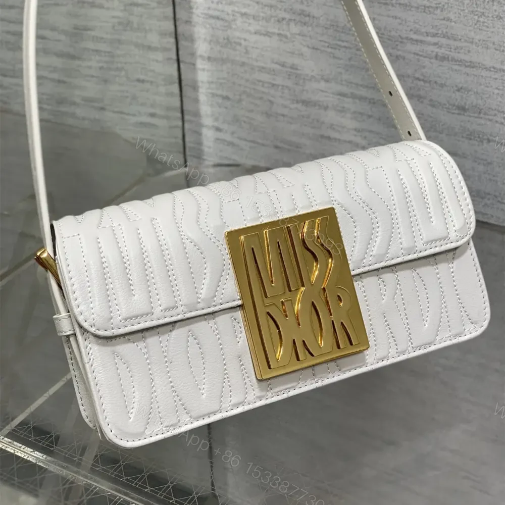 View 2 of 高仿Dior*Miss系列M261M030衍縫線小牛皮腋下包白色免檢版