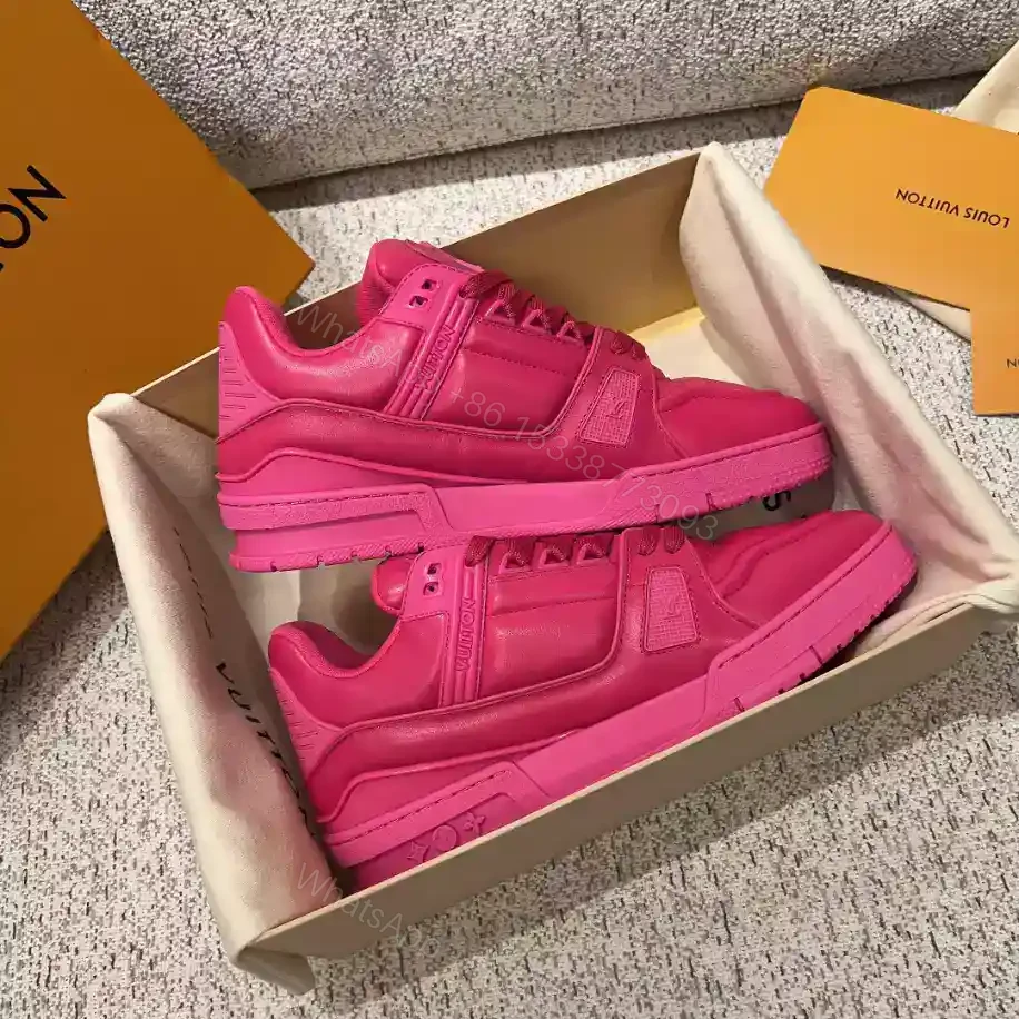 View 3 of LV TRAINER SNEAKER – LSVT426