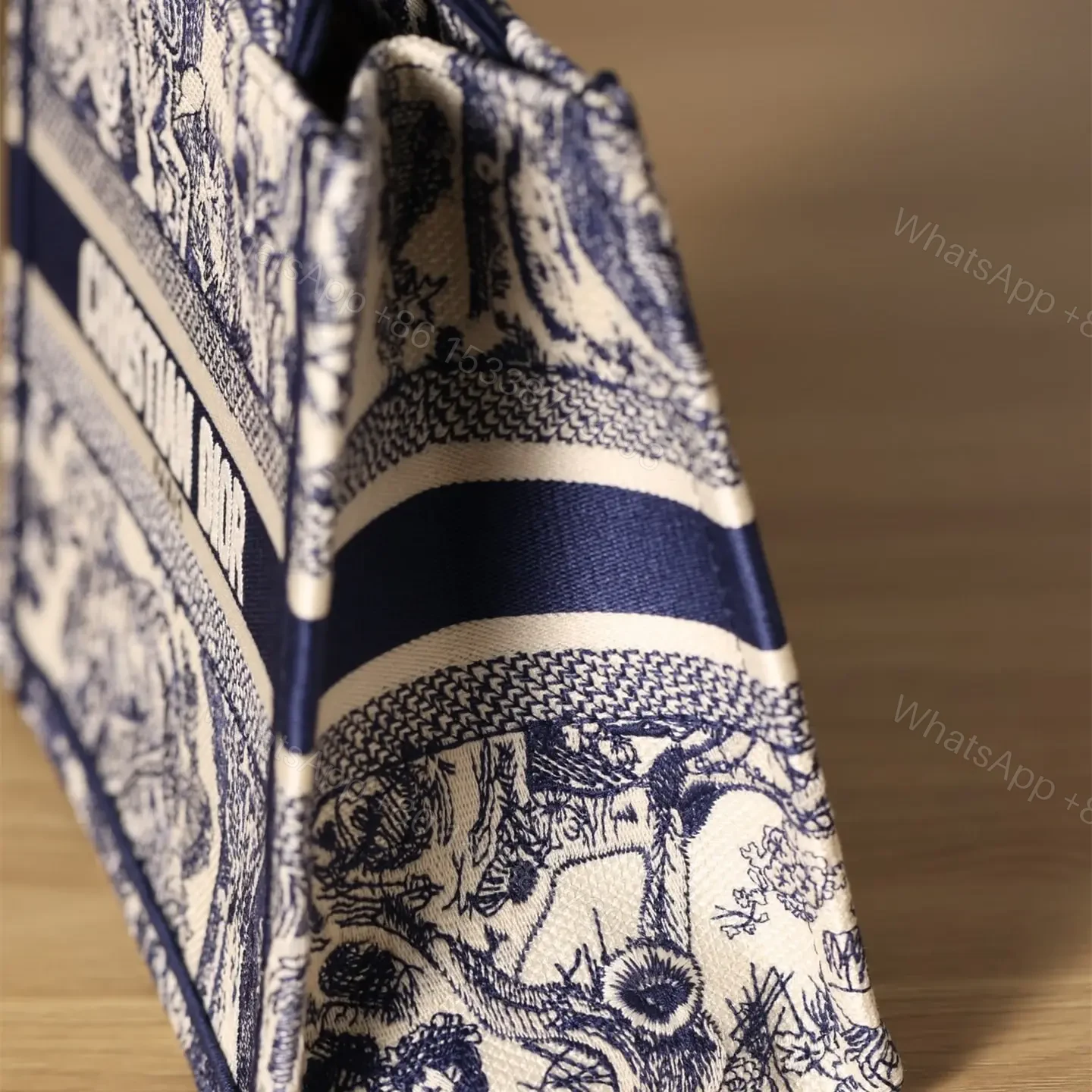 View 11 of 高仿Dior*BookTote系列藍色茹伊手袋S