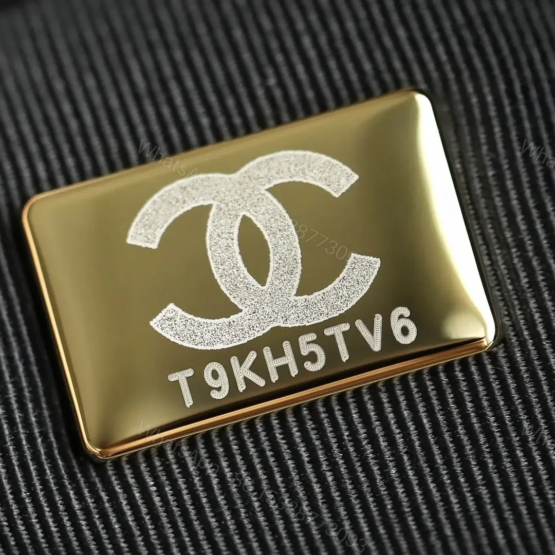 View 16 of 高仿Chanel*25A系列AS5634麂皮拼小羊皮單肩包小號灰色免檢版