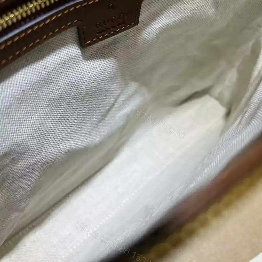 View 5 of MESSENGER BAG WITH INTERLOCKING G – GBC062