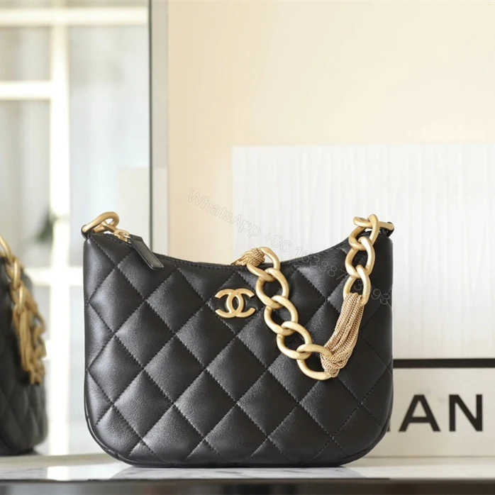 Chanel高仿奢侈品腋下包23aHobo系列黑金免檢版 — view 1