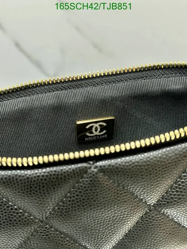 View 8 of Chanel Black Cowhide Hobo Bag CC Logo JK4721
