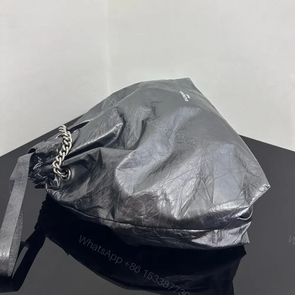 View 6 of 高仿Balenciaga2023Crushtote褶皺牛皮購物袋大號
