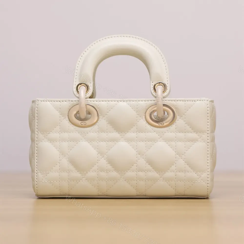 View 3 of 高仿Dior*LadyDJoy系列S0910M030小羊皮戴妃包白色Mini免檢版