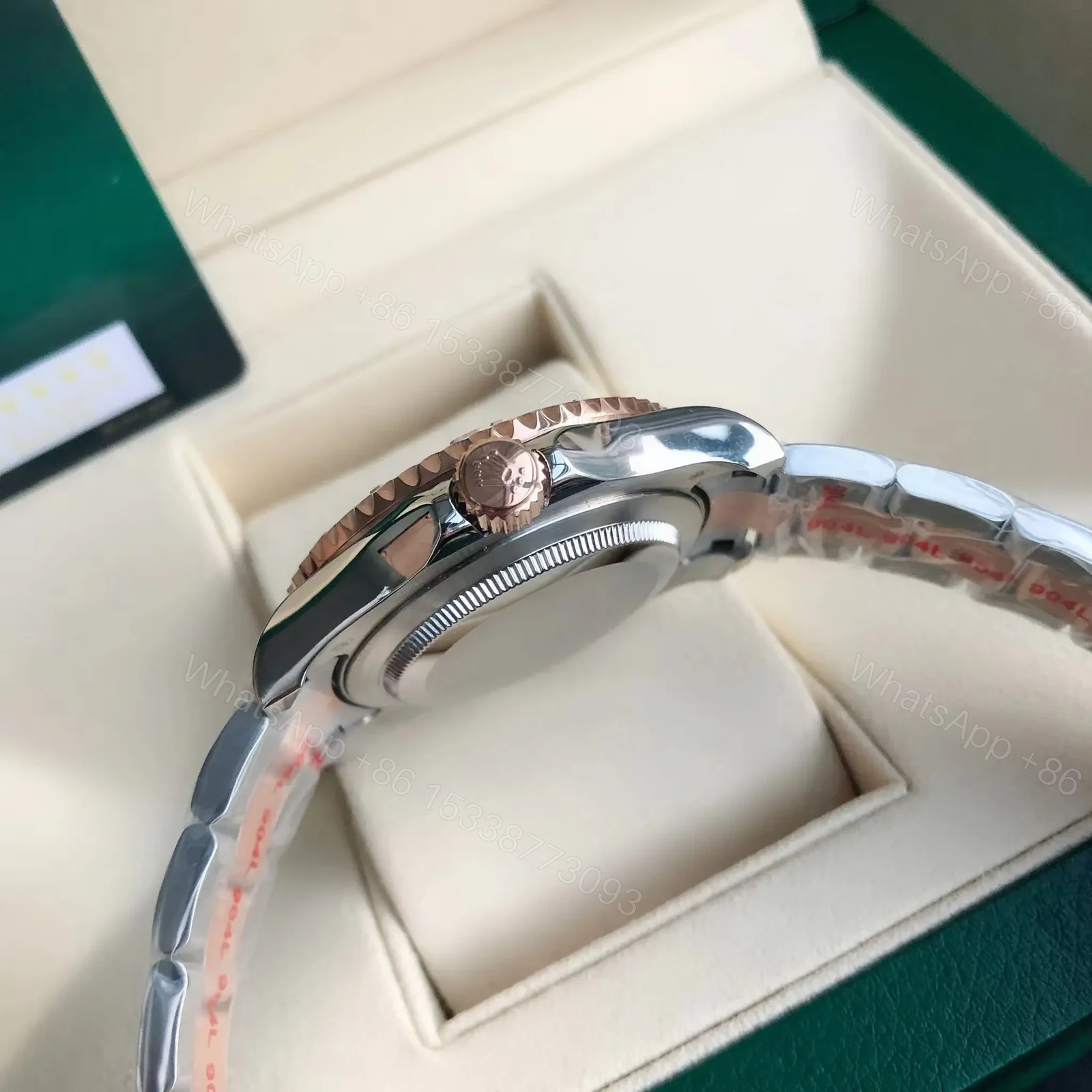View 6 of Rolex Yacht-Master 40 Rolesor Everose Black Dial 116621-0002