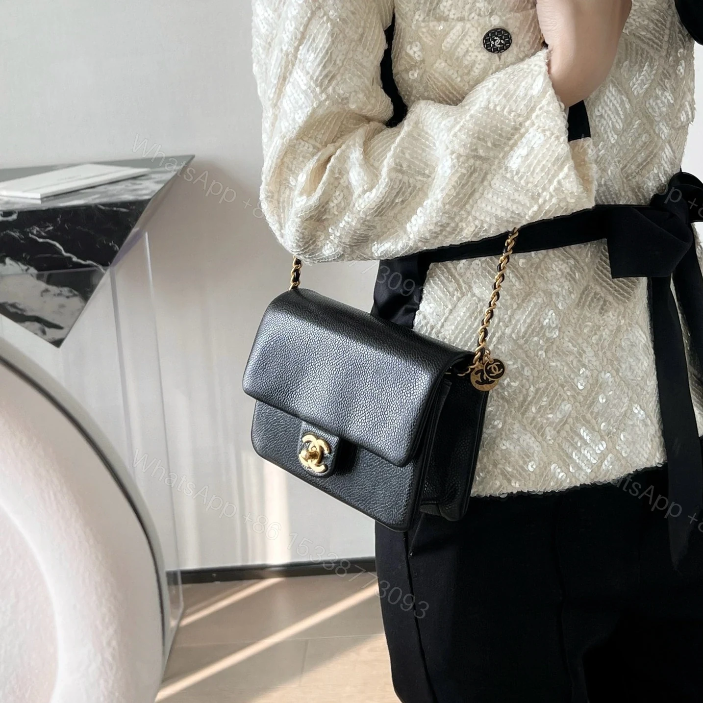 View 17 of 高仿Chanel*24K系列AS5218迷你牛皮單肩包