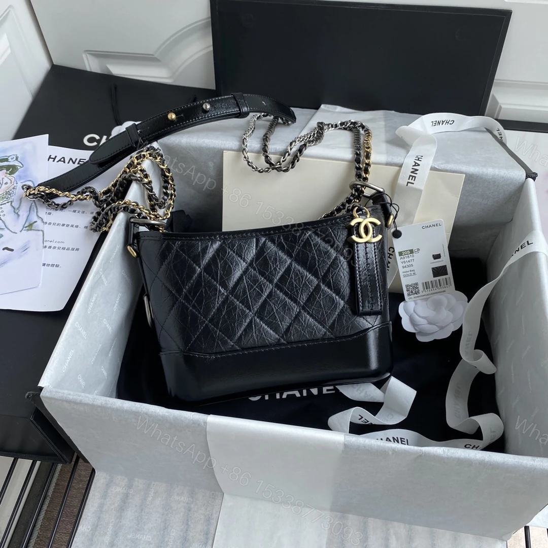CHANEL 一比一 Gabrielle 全黑相機包 女士鏈條款 經典酷黑百搭款 — view 1