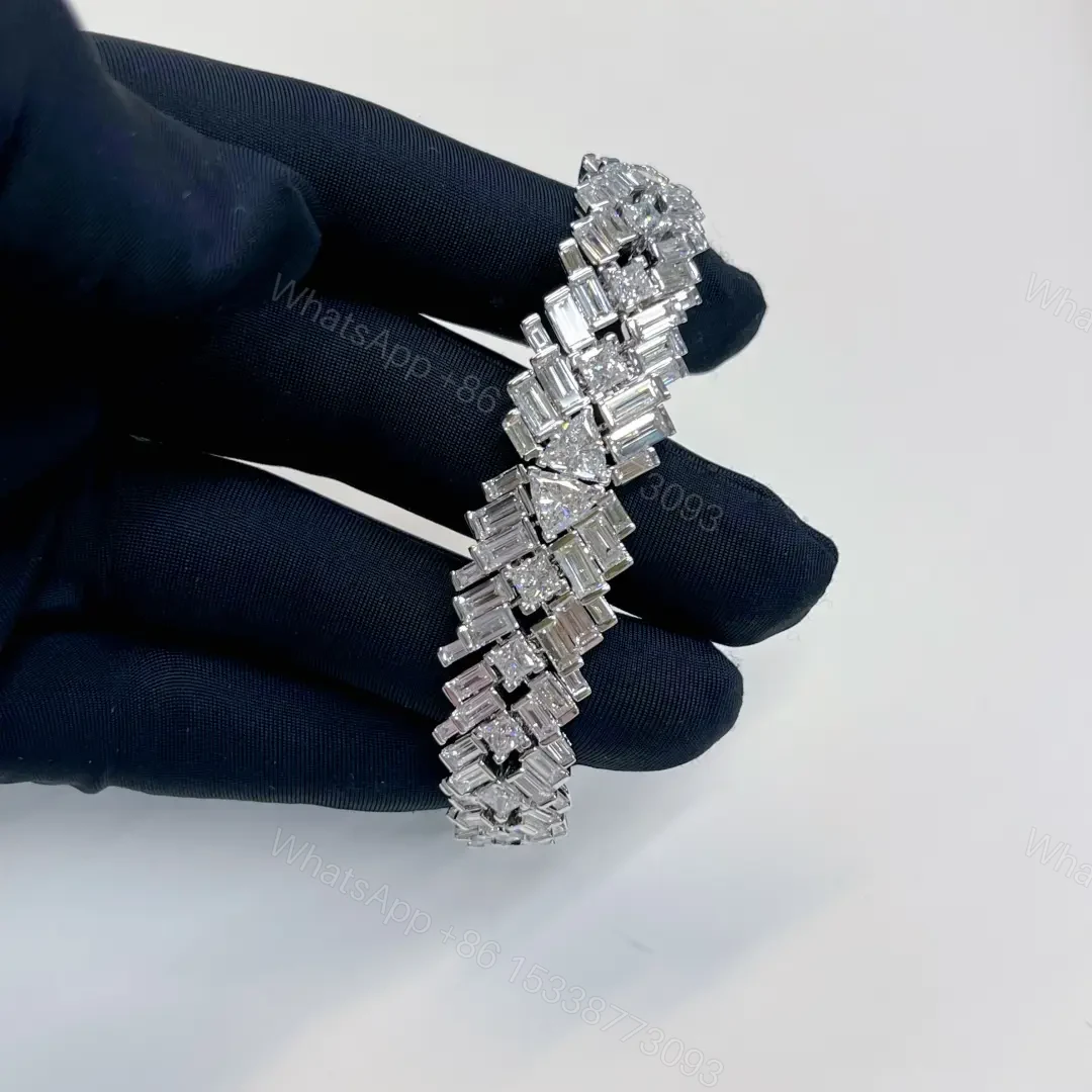 View 3 of 18kt White Gold Reflection de Cartier bracelet with Troidia Cut Diamonds H6019817