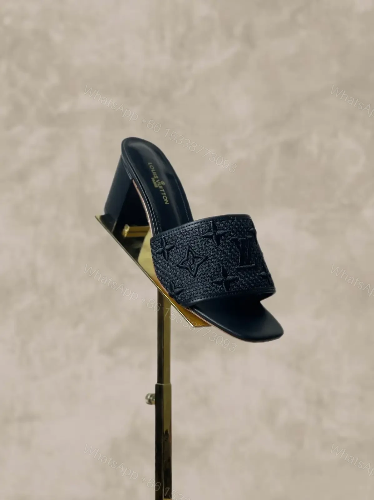 LOUIS VUITTON — view 1