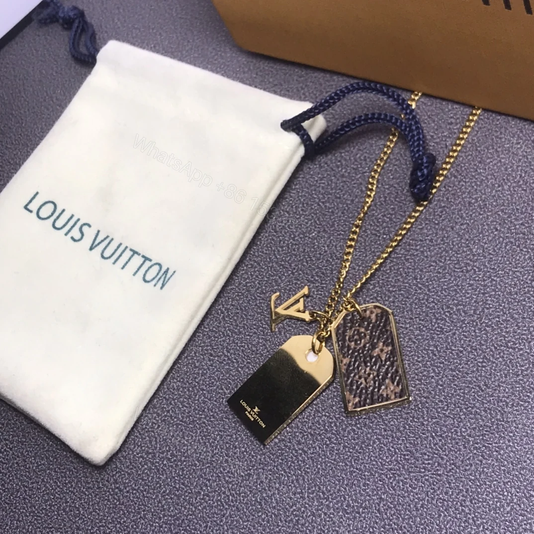 EN – Lux LV Necklaces 082 — view 1