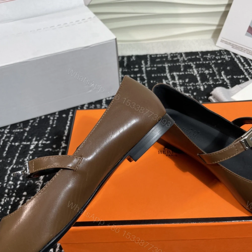 View 6 of 高仿Hermes*Kelly系列H251002Z03小牛皮休閒單鞋木色免檢版